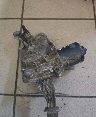 Renault Scenic III - Grand scenic III Wiper motor W000002192