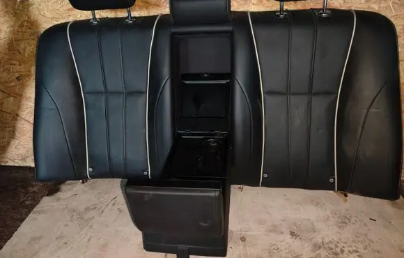 Jaguar XJ X351 Rear seat 