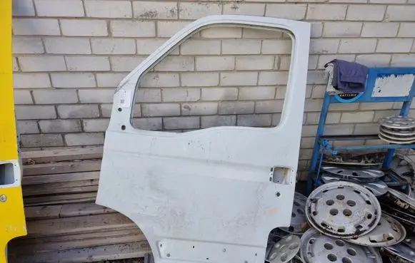 Renault Master II Front door