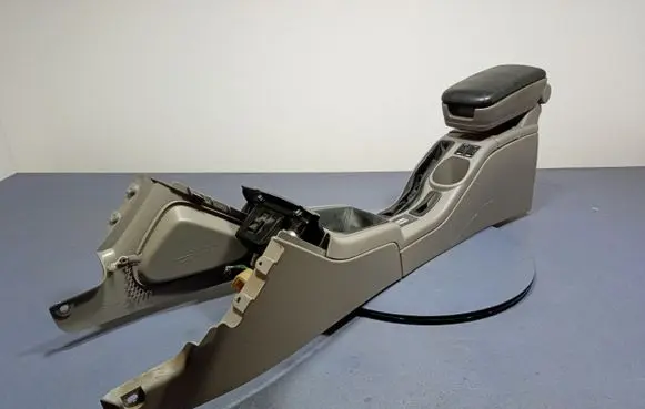 Subaru Forester SG Center console 
