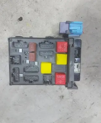 Renault Espace IV Fuse box set 8200315964 28114844 10265498