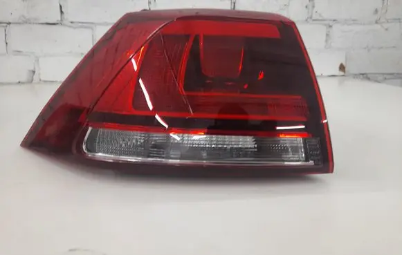 Volkswagen Golf VII Rear/tail lights 5G0945095P 90052059