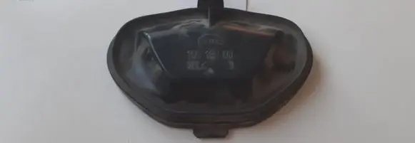 Opel Vectra C Headlight/headlamp dust cover 15619200
