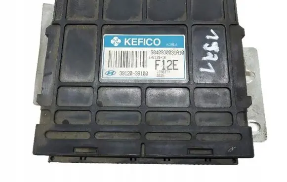 Hyundai Trajet Engine control unit/module 39120-38100