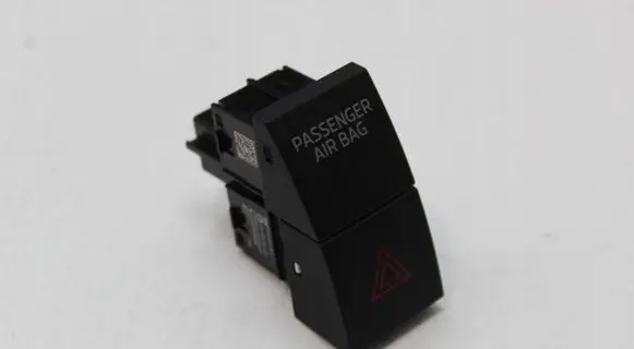 Skoda Superb B8 (3V) Hazard light switch 3V0806929