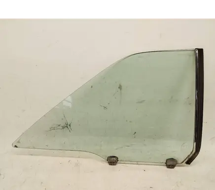 Mercedes-Benz 380 560SEC C126 Rear side window 1266700410 A1266700410 1266700210