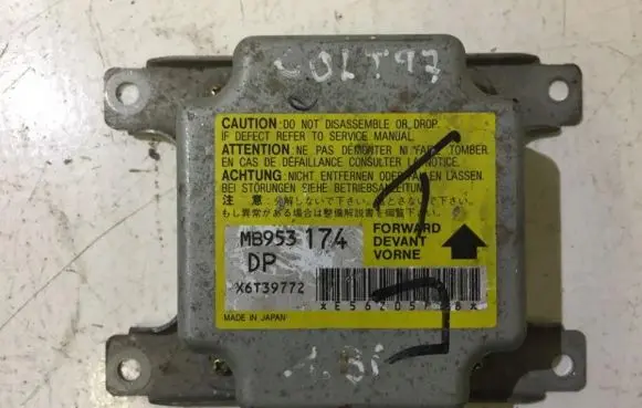 Mitsubishi Colt Airbag control unit/module MB953174 X6T39772
