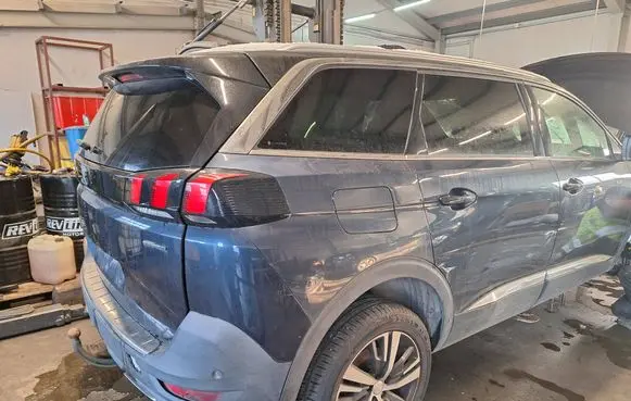 Peugeot 5008 II Rear door PEUGEOT5008DRZWI KGNC5008P87 5008MCMJMRM4