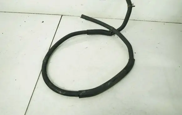 Mazda 3 II Engine coolant pipe/hose