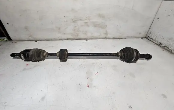 Toyota Yaris Front driveshaft