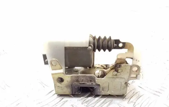 Renault Megane I Front door lock