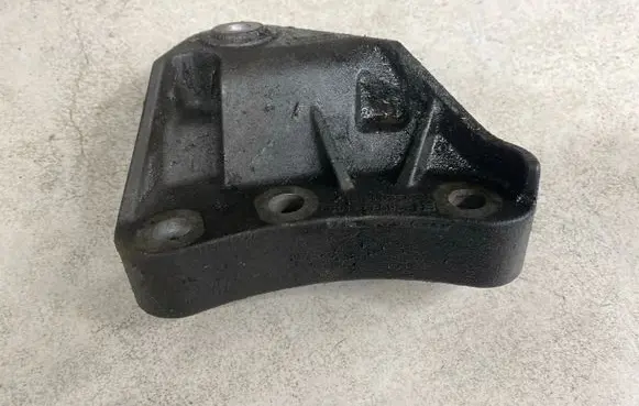 Ford Mondeo MK IV Gearbox mounting bracket 6G916P093HB