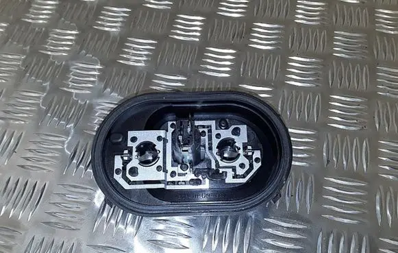 Volkswagen Tiguan Tail light bulb cover holder 5N0945258A