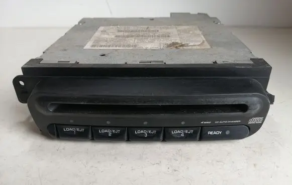 Chrysler Voyager CD/DVD changer P56038531AD