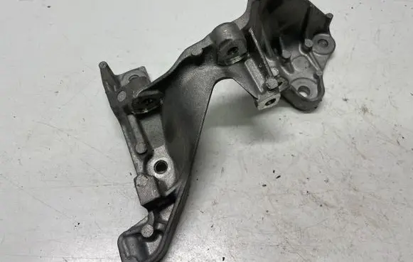 Nissan Qashqai Other engine bay part 147174072R