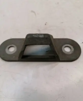 Renault Master II Rear door lock loop/hook striker B933