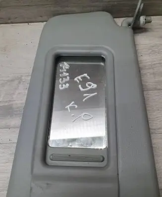 BMW 3 E90 E91 Sun visor