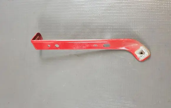 Ford Mustang VI Fender mounting bracket FR3B16C199BC