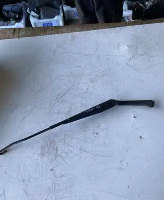 SsangYong Rexton I Front wiper blade arm Y200LHD