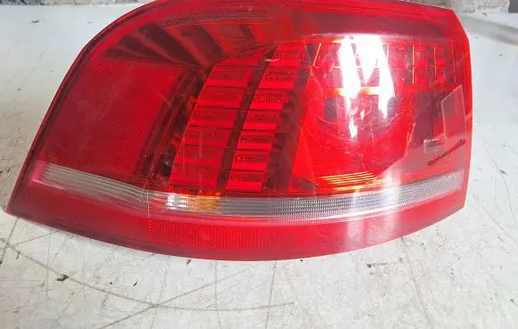 Volkswagen PASSAT B7 Rear/tail lights 3AF945207B