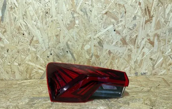 Skoda Octavia Mk4 Rear/tail lights 0021396506 5E3945207A