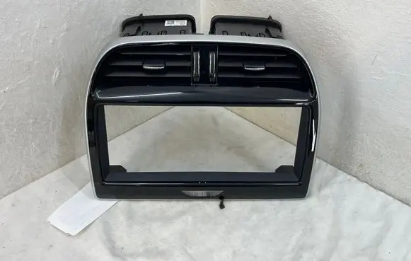 Jaguar XE Radio/GPS head unit trim LX73014L21AB