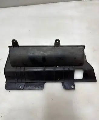 Mitsubishi Pajero Intercooler air channel guide MB669571