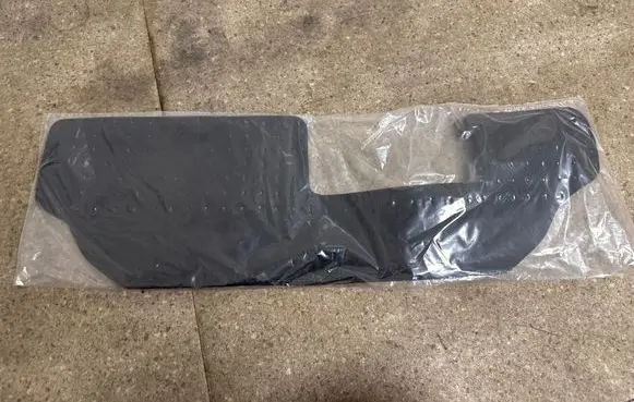 BMW X6 G06 Second row seat mat 7478827