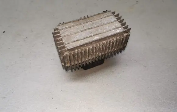 Opel Zafira A Glow plug pre-heat relay 09132691