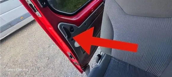 Renault Trafic II (X83) Sliding door interior handle 8200004408 91166042