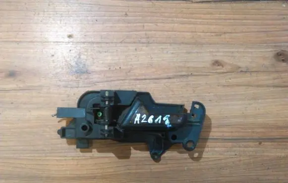 Citroen Xantia Front door interior handle b201315