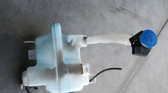Mazda 6 Windshield washer fluid reservoir/tank GHR167480 150KM