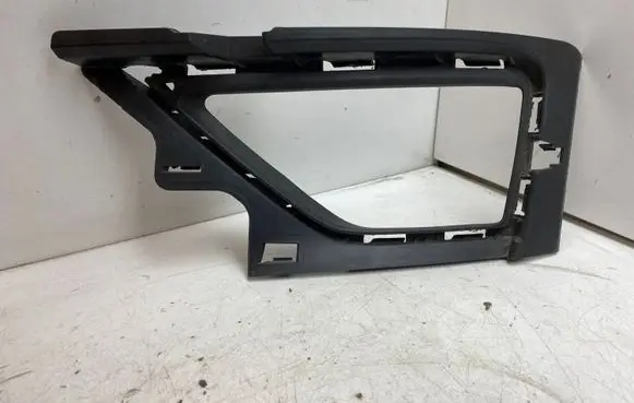 Volkswagen Golf Sportsvan Front fog light trim/grill 510853211C