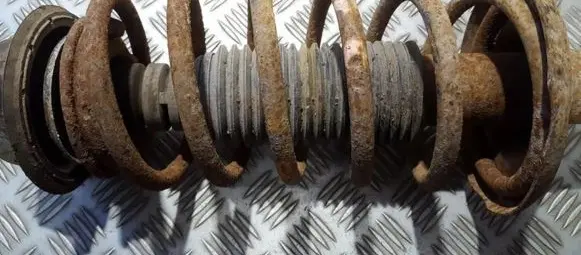 Volkswagen Golf III Front coil spring