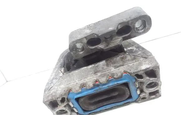 Skoda Octavia Mk2 (1Z) Engine mount bracket 1K0199262BA