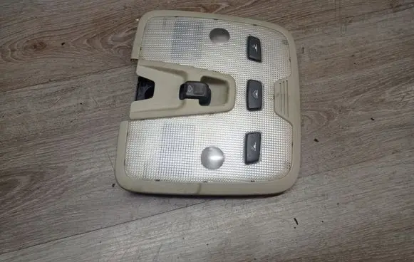 Volvo XC70 Front seat light 9483553 9483554