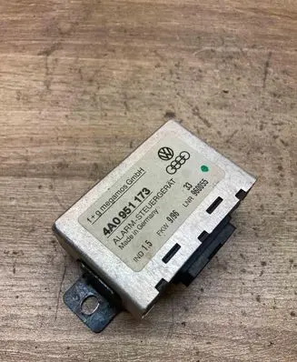 Audi A6 S6 C4 4A Other control units/modules 4A0951173 960055