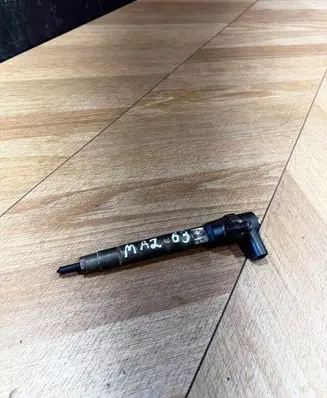 Mercedes-Benz E W211 Fuel injector A6480700187