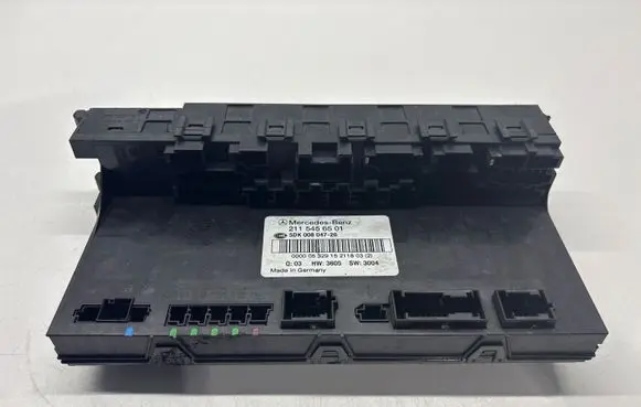 Mercedes-Benz E W211 SAM control unit 2115456501