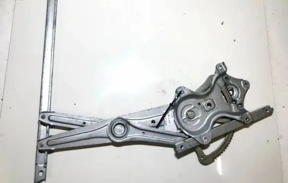 Toyota Verso Sliding door window regulator with motor