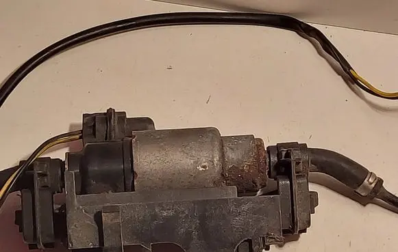 Audi Q7 4L Webasto auxiliary heater fuel pump 
