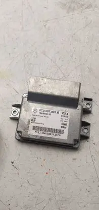 Volkswagen PASSAT B6 Hand brake control module 3C0907801B 15658301B GN00331134F