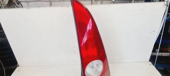 Renault Espace - Grand espace IV Rear/tail lights 8200027152