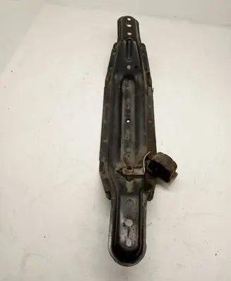 Maserati Levante Other under body part 670034586