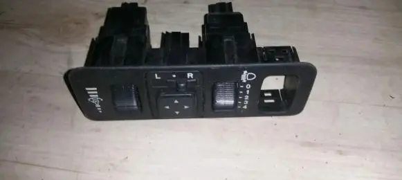 Mitsubishi Carisma Headlight level height control switch mr740609 1048047842