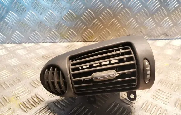 Mercedes-Benz C W203 Dashboard air vent grill cover trim 2038300554