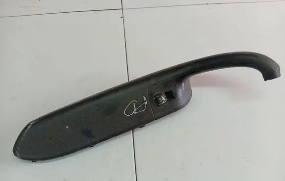 Audi A4 S4 B6 8E 8H Front door window switch trim 8E1867174