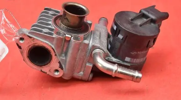 BMW X3 E83 EGR valve 7548415-04