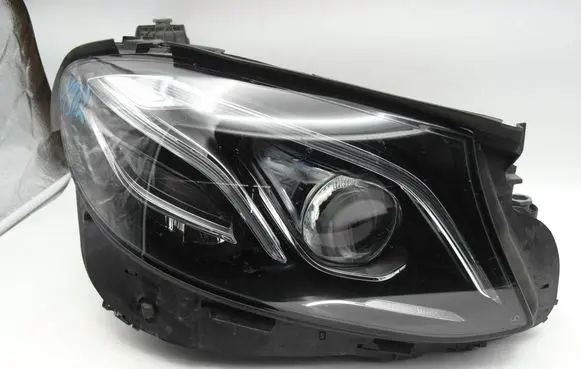 Mercedes-Benz E W213 LED Daytime headlight A2139062806 1EK2017LED 77BJ1B