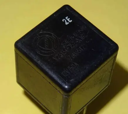 Fiat Tempra Other relay 7606542 V23134-J52-X182 V23134J52X182